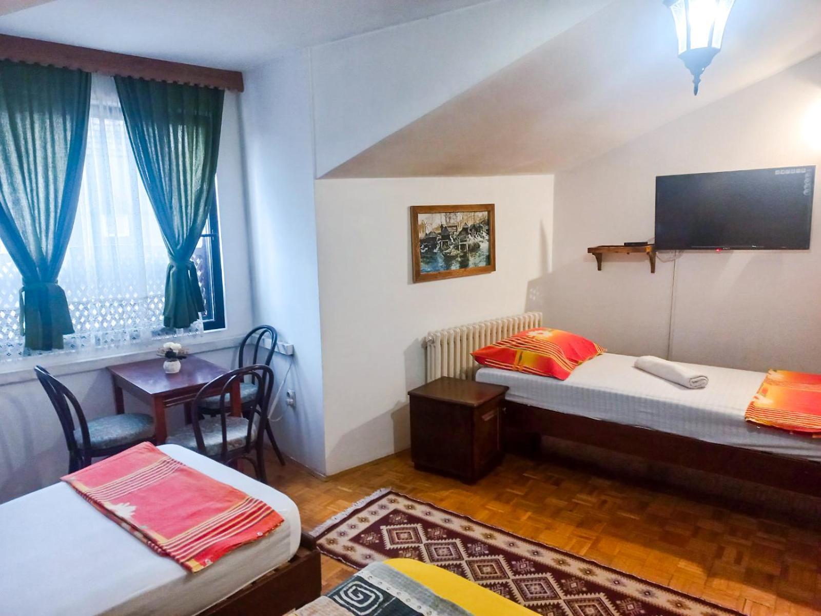 Boutique Villa 84 Sarajevo Bagian luar foto