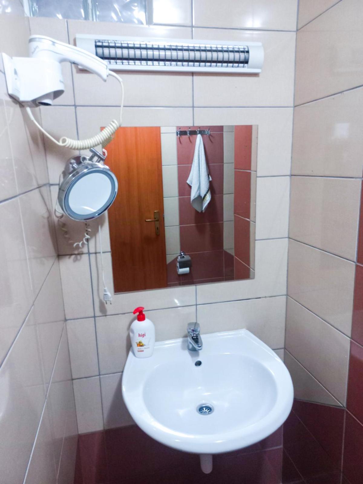 Boutique Villa 84 Sarajevo Bagian luar foto