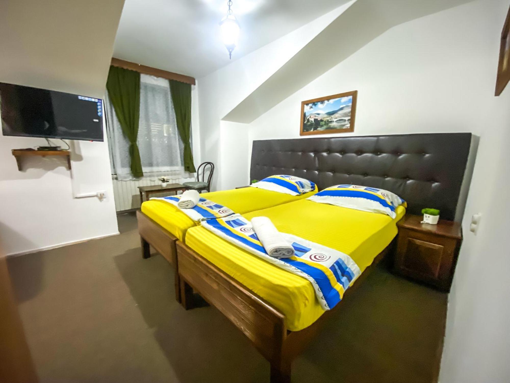Boutique Villa 84 Sarajevo Bagian luar foto